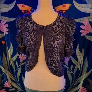 Worthington size L grey/black leopard 🐆 print bolero with one button